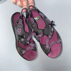 Keen Women's Black and Purple outdoor wear sports Sandals